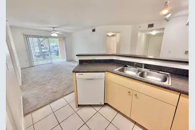 4200 San Marino Boulevard #107, West Palm Beach, FL 33409 - Photo 9