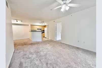 4200 San Marino Boulevard #107, West Palm Beach, FL 33409 - Photo 7