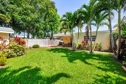326 Marlborough Place, West Palm Beach, FL 33405 - Photo 25