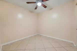 1525 W 17th St, Riviera Beach, FL 33404 - Photo 17