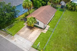 1525 W 17th St, Riviera Beach, FL 33404 - Photo 1