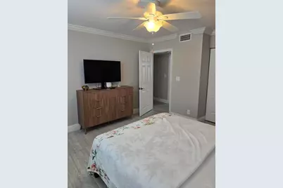 7580 Regency Lake Drive #402, Boca Raton, FL 33433 - Photo 27