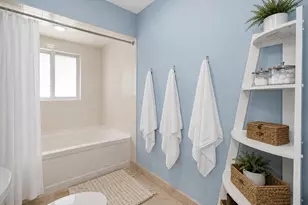 2070 NE 63rd St, Fort Lauderdale, FL 33308 - Photo 23