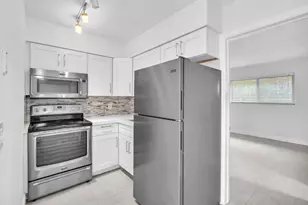 1101 NE 18th Ave, Fort Lauderdale, FL 33304 - Photo 3