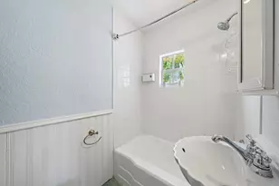 200 E 24th St, Riviera Beach, FL 33404 - Photo 13