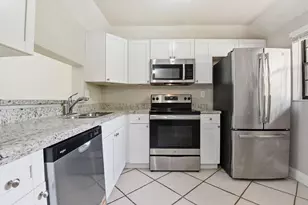 10875 SW 112th Ave, Miami, FL 33176 - Photo 13