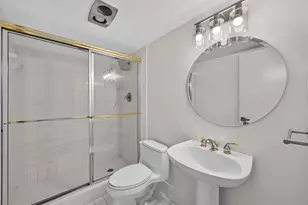 340 Sunset Dr, Fort Lauderdale, FL 33301 - Photo 21