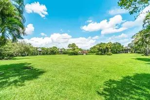 13334 Polo Club Rd, Wellington, FL 33414 - Photo 23