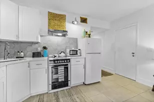 13334 Polo Club Rd, Wellington, FL 33414 - Photo 27