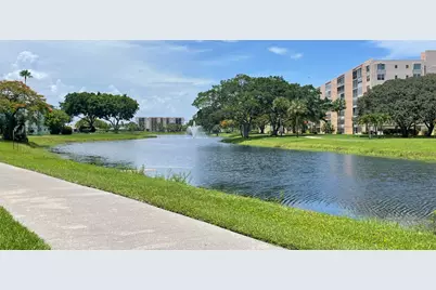 4 Abbey Lane #103, Delray Beach, FL 33446 - Photo 1