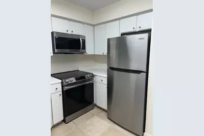 2350 NW 33rd Street #807, Oakland Park, FL 33309 - Photo 13