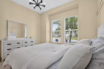 15660 Goldfinch Circle, The Acreage, FL 33470 - Photo 13