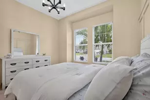 15660 Goldfinch Cir, The Acreage, FL 33470 - Photo 13