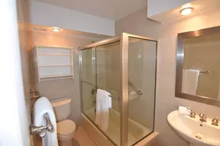 305 N Pompano Beach Blvd, Pompano Beach, FL 33062 - Photo 19
