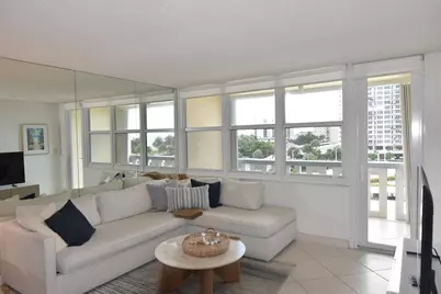 305 N Pompano Beach Boulevard #405, Pompano Beach, FL 33062 - Photo 5