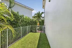 2021 SW 14th Terrace, Fort Lauderdale, FL 33315 - Photo 47