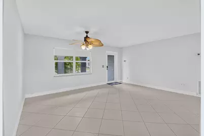 4599 Betelnut Street, Boca Raton, FL 33428 - Photo 9