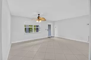 4599 Betelnut St, Boca Raton, FL 33428 - Photo 9