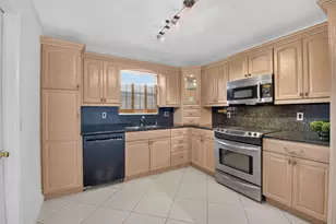 4599 Betelnut St, Boca Raton, FL 33428 - Photo 15