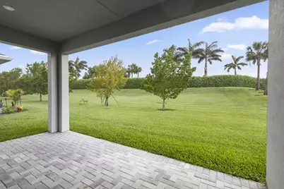 10646 SW Hensley Street, Port Saint Lucie, FL 34987 - Photo 9
