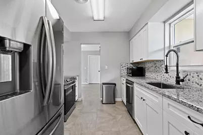 474 22nd Street SE, Vero Beach, FL 32962 - Photo 1