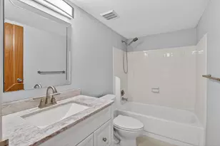 2950 SE Ocean Blvd, Stuart, FL 34996 - Photo 15