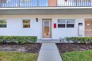 2950 SE Ocean Blvd, Stuart, FL 34996 - Photo 11