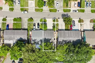 1830 Keenland Cir, West Palm Beach, FL 33415 - Photo 3