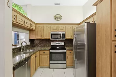 13811 Oneida Drive #F2, Delray Beach, FL 33446 - Photo 3