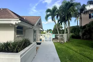 13811 Oneida Dr, Delray Beach, FL 33446 - Photo 17