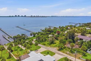 12349 S Indian River Dr, Jensen Beach, FL 34957 - Photo 9