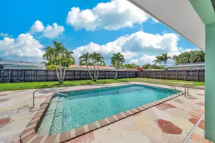 1941 SW 73rd Ave, Plantation, FL 33317 - Photo 15