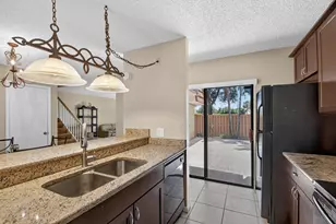 135 Heritage Way, West Palm Beach, FL 33407 - Photo 17