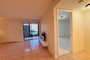 809 NE 199th St, Miami, FL 33179 - Photo 33