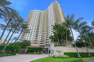 19501 W Country Club Dr, Aventura, FL 33180 - Photo 31
