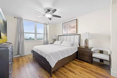 19501 W Country Club Drive #1412, Aventura, FL 33180 - Photo 9