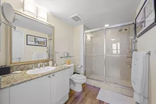 19501 W Country Club Dr, Aventura, FL 33180 - Photo 11