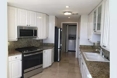 848 Brickell Key Drive #1505, Miami, FL 33131 - Photo 3