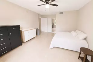 5045 Wiles Rd, Coconut Creek, FL 33073 - Photo 5