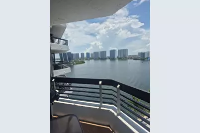 3600 Mystic Pointe Drive #1202, Aventura, FL 33180 - Photo 31