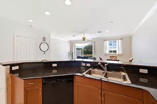 556 Marbella Cir, North Palm Beach, FL 33403 - Photo 11