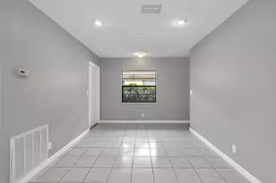 1273 Spring Cir Dr, Coral Springs, FL 33071 - Photo 11