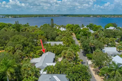 547 SW Riverview Street, Stuart, FL 34994 - Photo 11