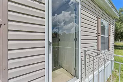 220 N Sendero Street, Clewiston, FL 33440 - Photo 3