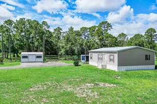 220 N Sendero St, Clewiston, FL 33440 - Photo 3