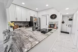 1021 Mockingbird Ln, Plantation, FL 33324 - Photo 15