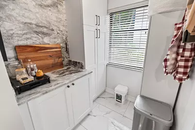 1021 Mockingbird Lane #211, Plantation, FL 33324 - Photo 15