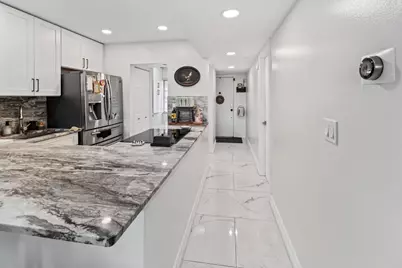 1021 Mockingbird Lane #211, Plantation, FL 33324 - Photo 5