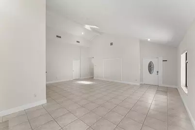 7627 Sierra Drive W, Boca Raton, FL 33433 - Photo 5