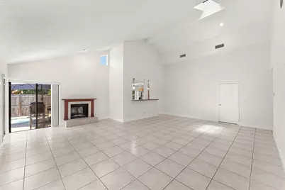 7627 Sierra Drive W, Boca Raton, FL 33433 - Photo 9